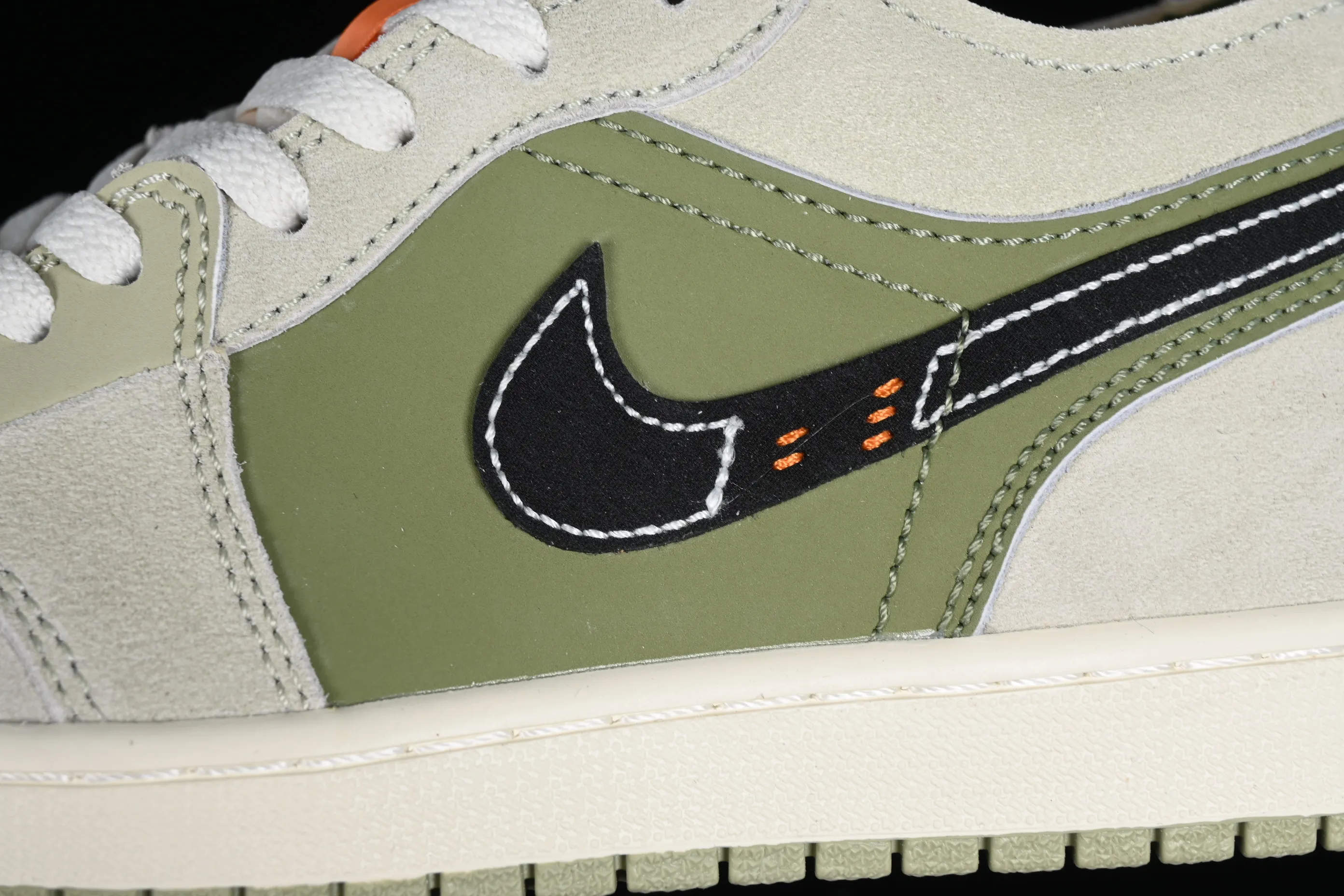 All categories Air Jordan Jordan series basketball shoes Air Jordan 1 Low Z version Air Jordan 1 Low Craft SE "Light Olive" AJ1 Joe 1 military deconstruction style low-top cultural casual sneakers FD6819-300